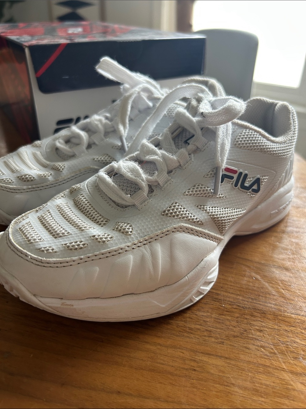 Fila Axilus Jr Kids White Athletic Sneakers with Red & Blue Logo